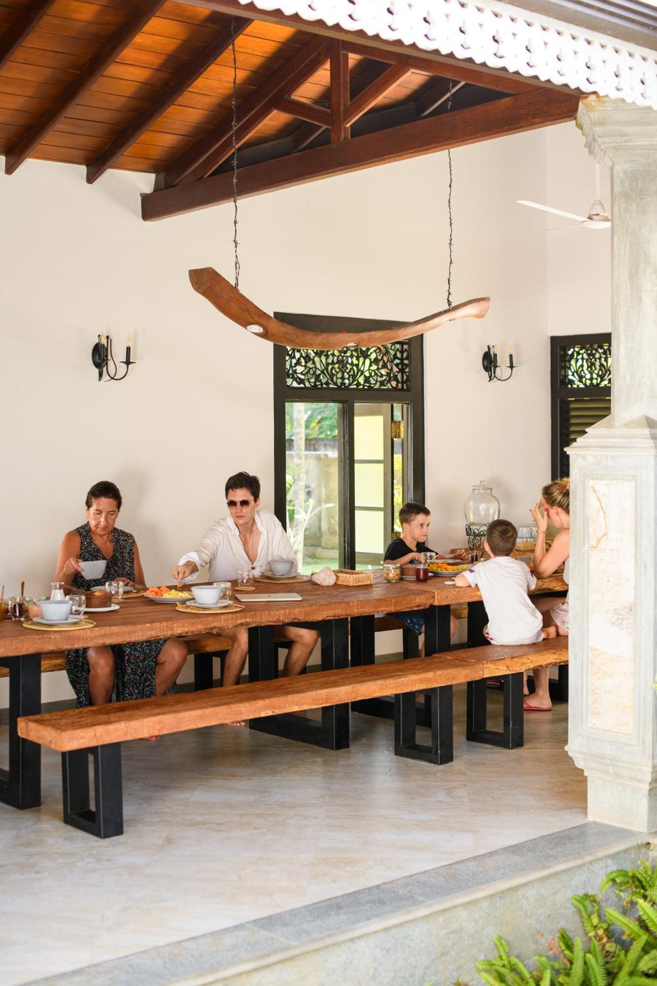 Roots Retreat Hotel Unawatuna Ngoại thất bức ảnh