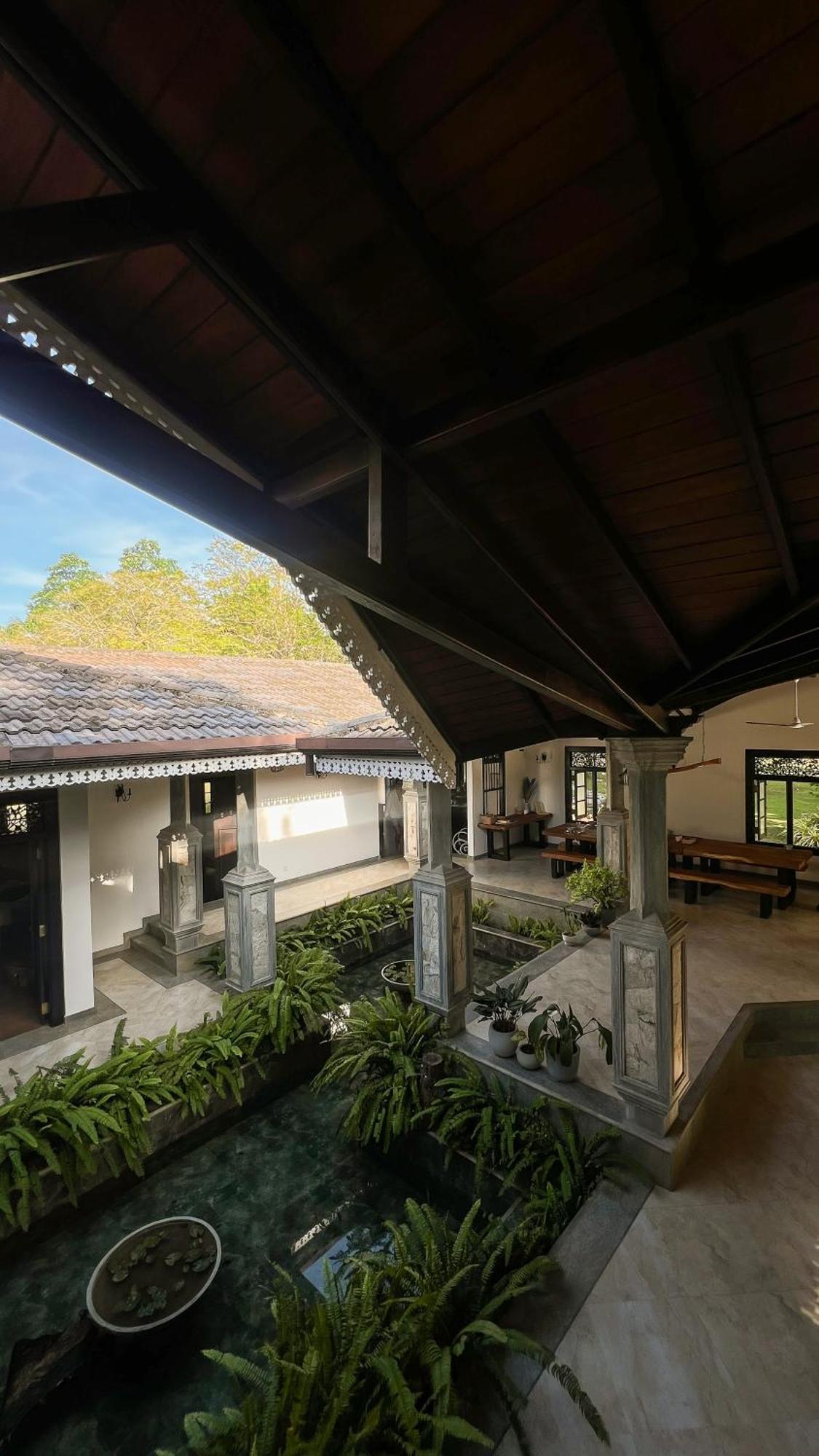 Roots Retreat Hotel Unawatuna Ngoại thất bức ảnh