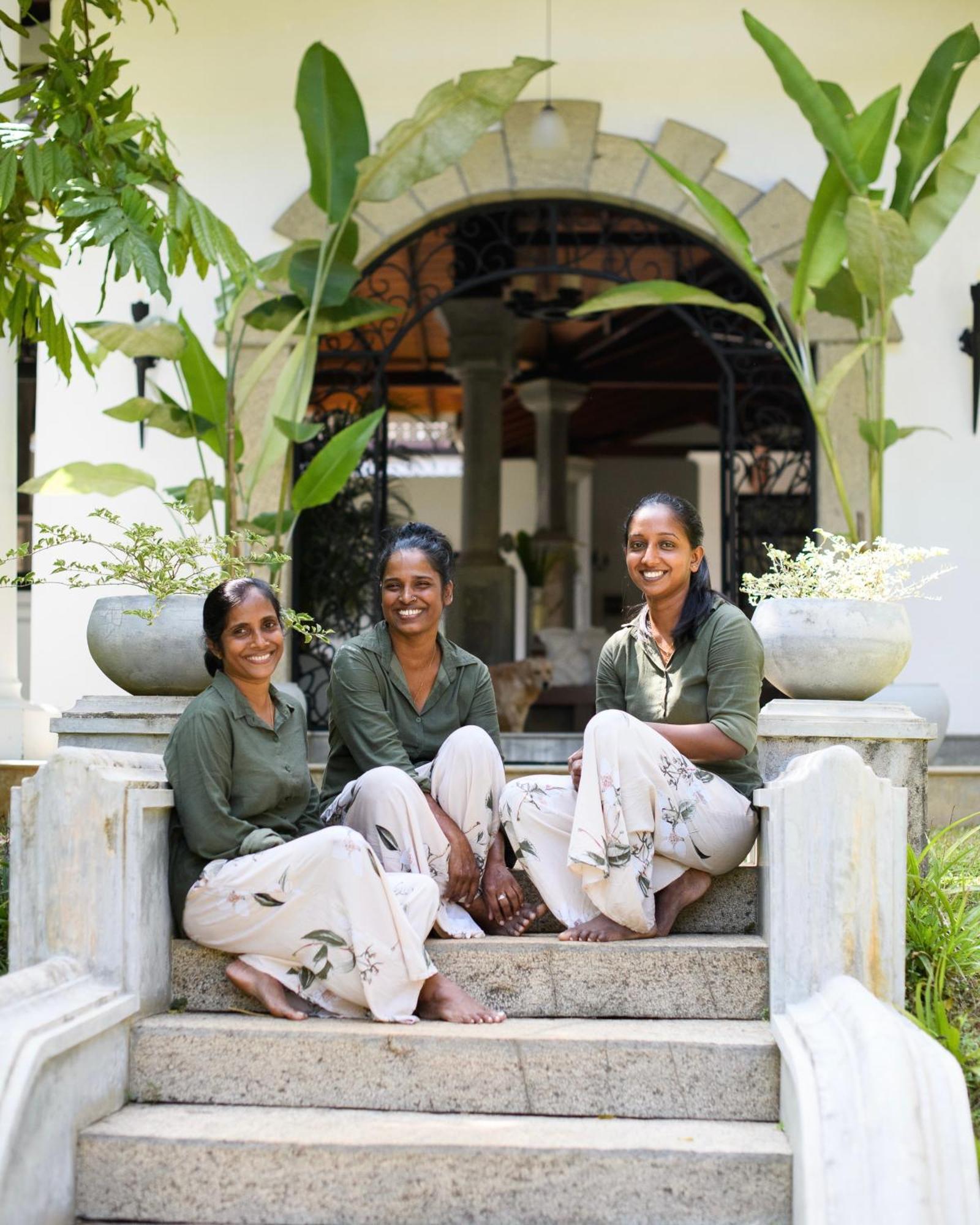 Roots Retreat Hotel Unawatuna Ngoại thất bức ảnh